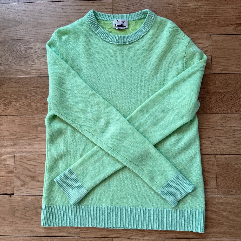 Acne Studios 100% Cashmere sweater
